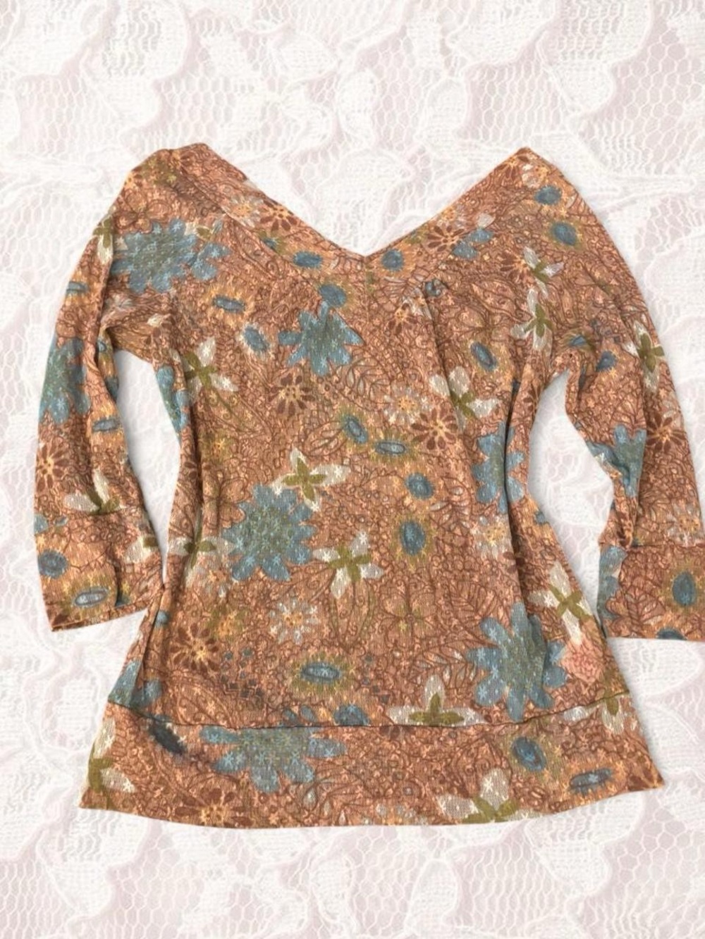 Weekenders Floral V-Neck Long Sleeve Top in Brown and Blue